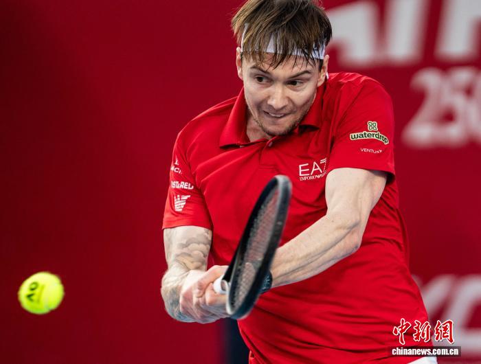 布勃利克夺得香港公开赛男单冠军，盛赞香港的