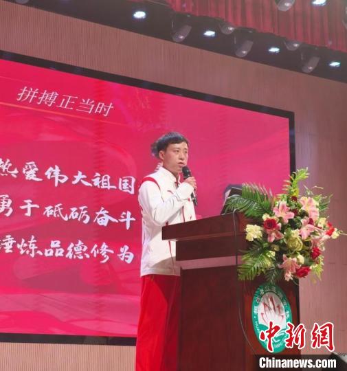 淄博体教融合校园行：武术冠军孙培原等国家队