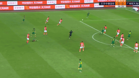 中超争冠组半决赛首回合恒大国安00战平，双方互