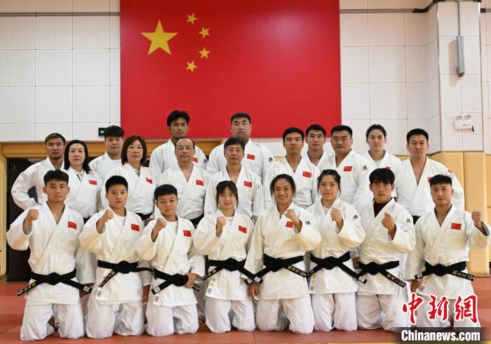 中国大学生柔道队封闭集训备战成都大运会