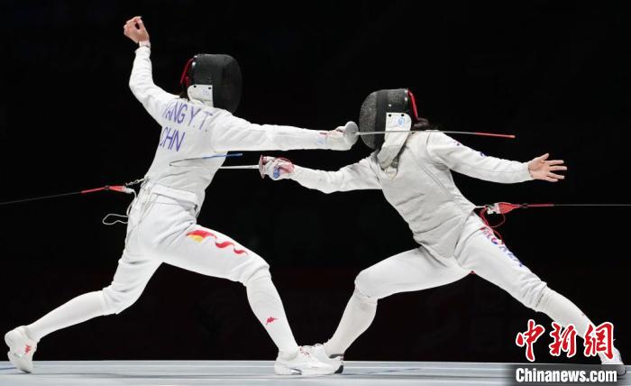 杭州亚运会击剑赛中国女团夺金 韩国男团摘银