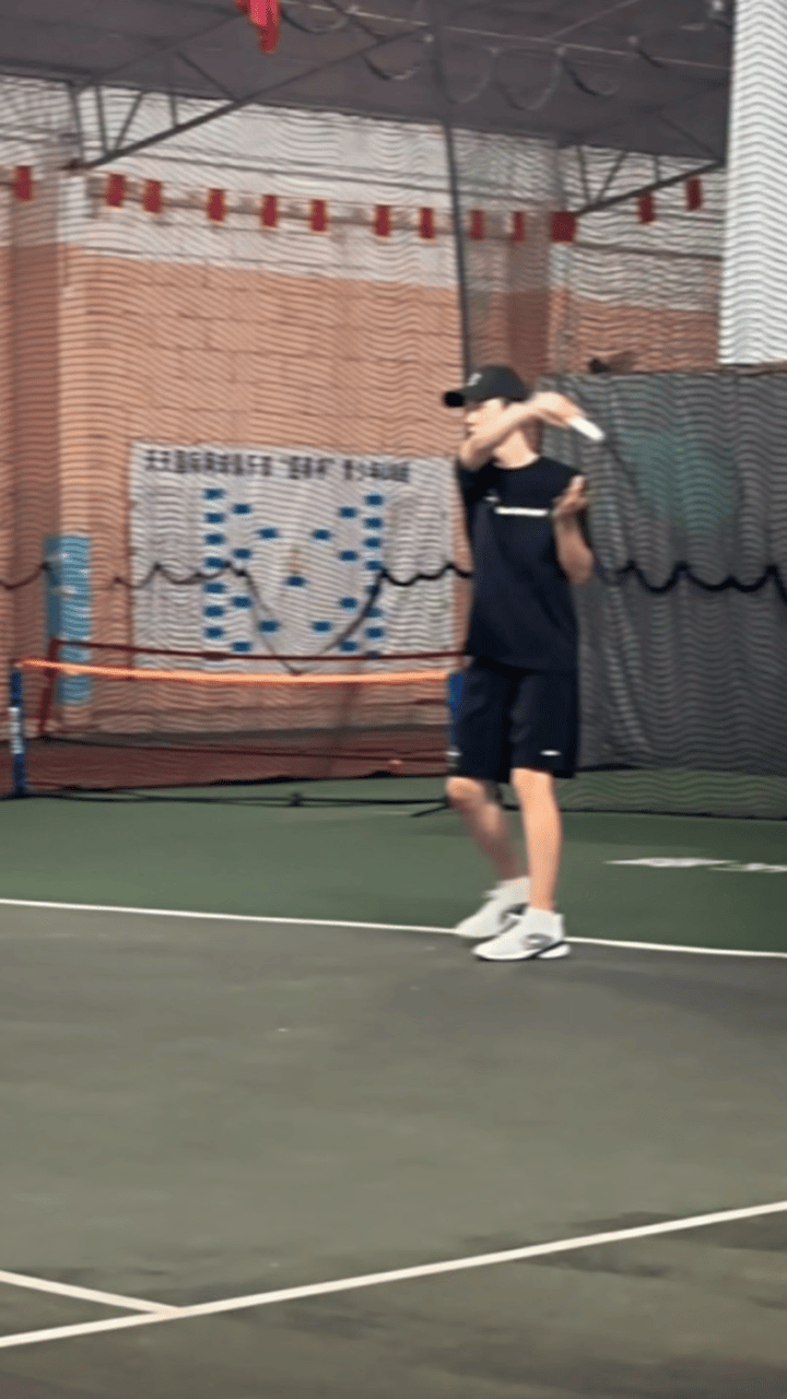 王一博9秒宠粉视频引爆社交平台