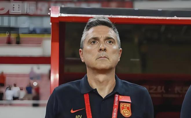 安东尼奥的发现与邵佳一的培养：拜合拉木从街